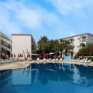 Апарт-отель Amore Hotel Apartments, Протарас